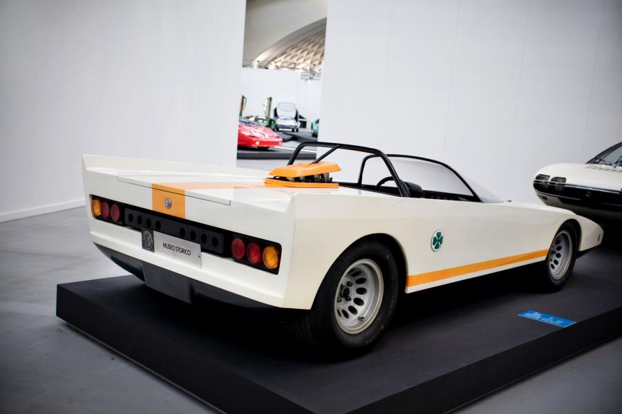  Alfa Romeo P33 Cuneo Concept 1971 года  (фото 13 из 16)